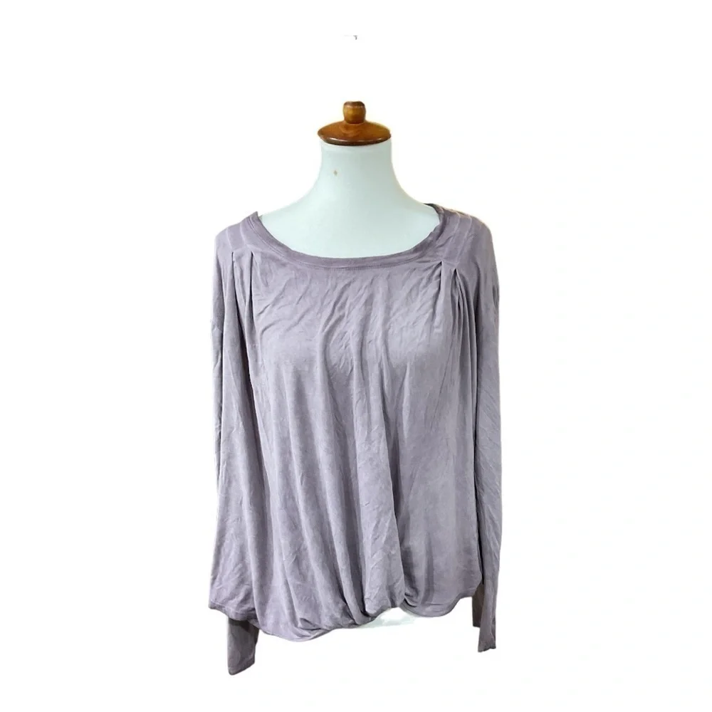 Umgee Mineral Wash Long Sleeve Pullover, Twist Front, Light Purple Top
